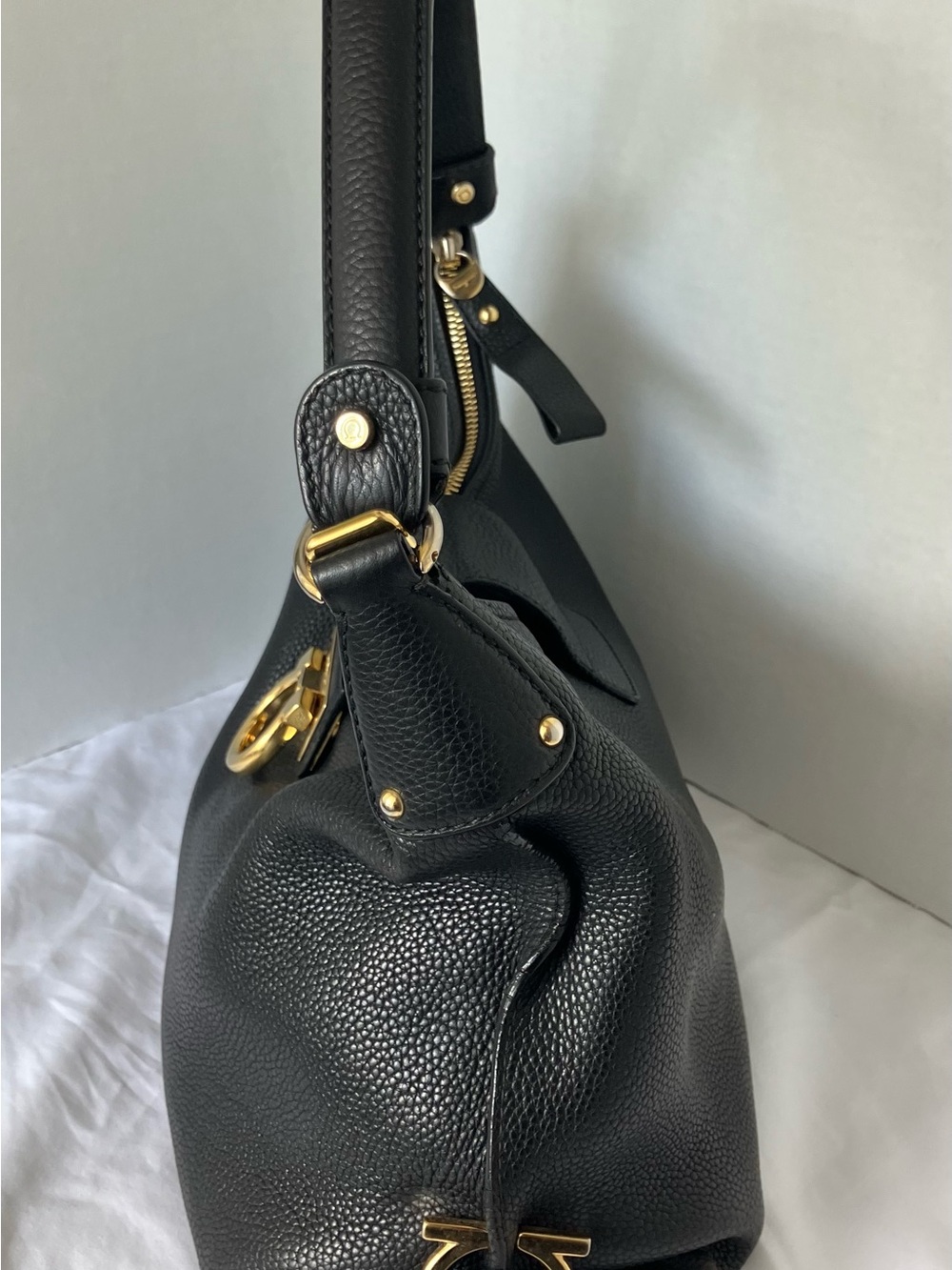 Salvatore Ferragamo Soft Leather Shoulder Bag - Picture 5 of 14